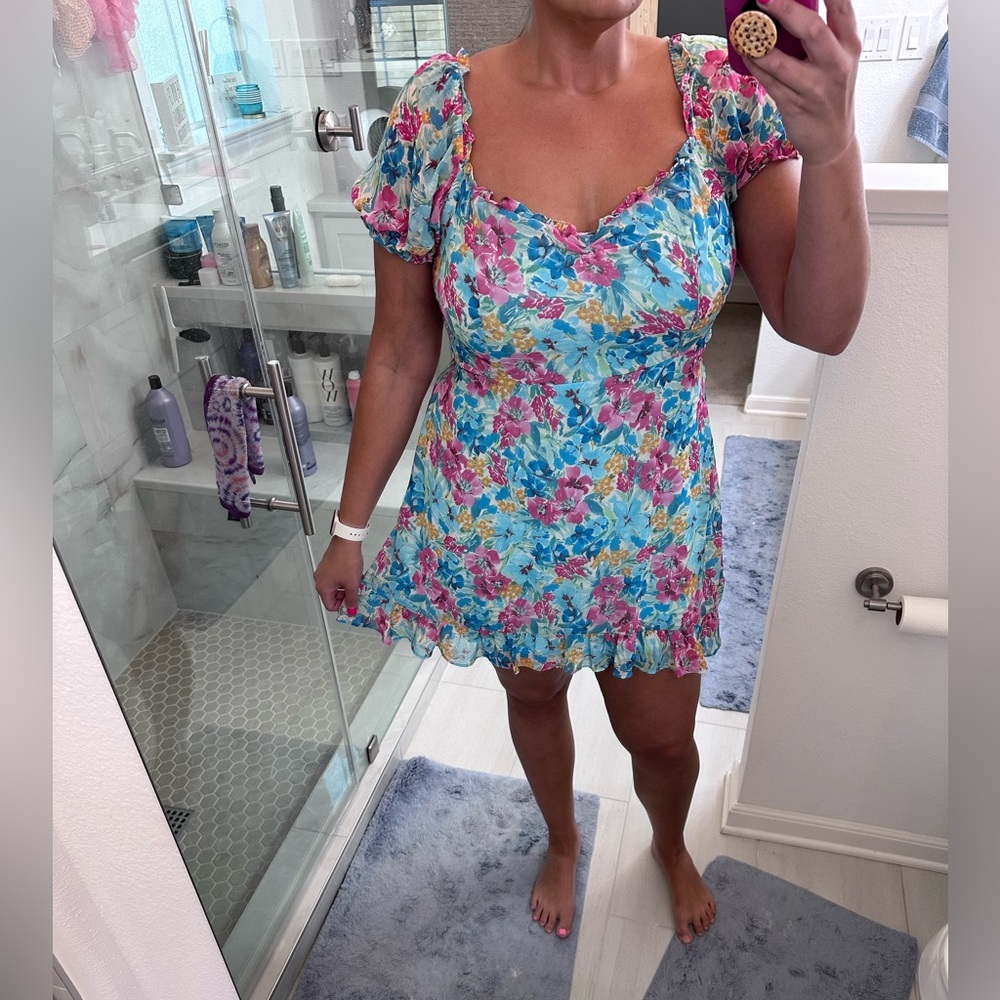 Show me your mumu floral tie back dress